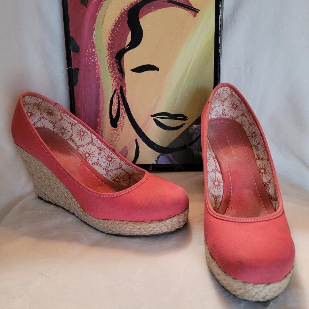 Montego Bay Club, size 9.5, orange wedge